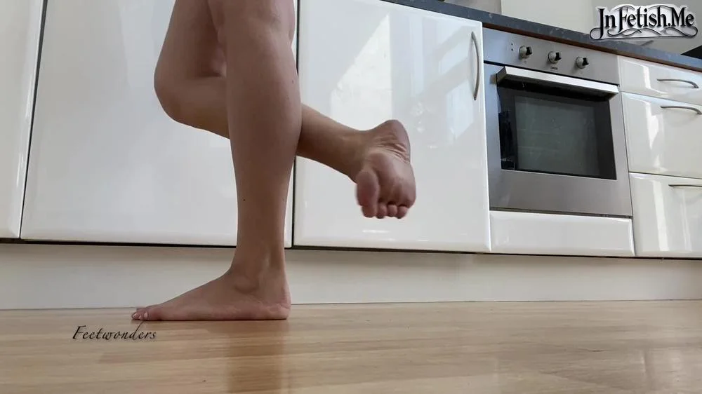 Cover FeetWonders - Feetwonders- Floor Pov Dusty Soles Dirty Feet - Pov Foot Worship, Foot Fetish