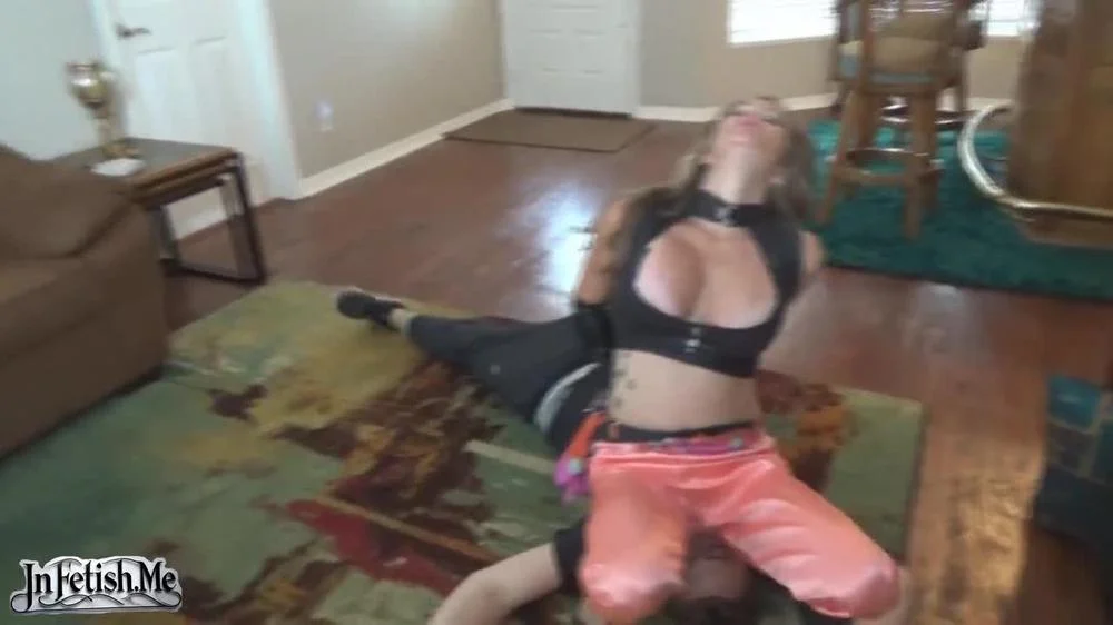 Cover STEP-MOMMY KNOWS BEST - Double Trouble Face Sitting To The End_Hd - Female Domination, Ass Smothering